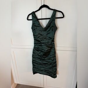 Nicole Miller Metallic Green Ruched Bodycon Cocktail Dress size 4